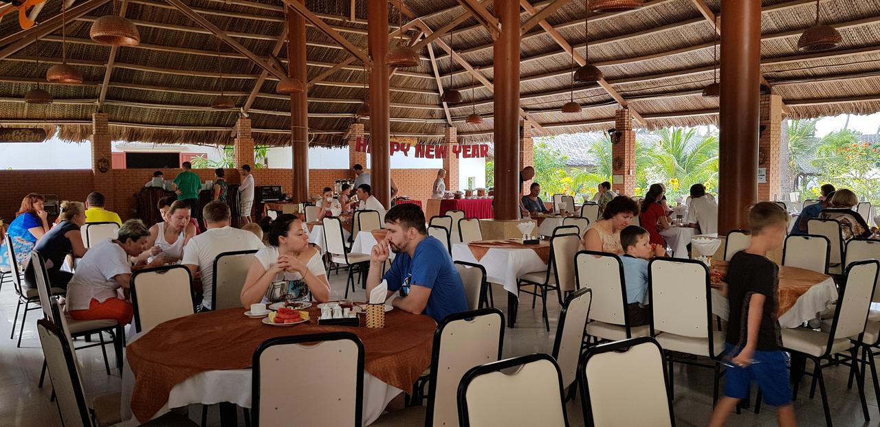 Sun & Sands Beach Hotel Mui Ne Exteriör bild